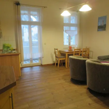 Waldrose Apartment Sellin (Rugen)